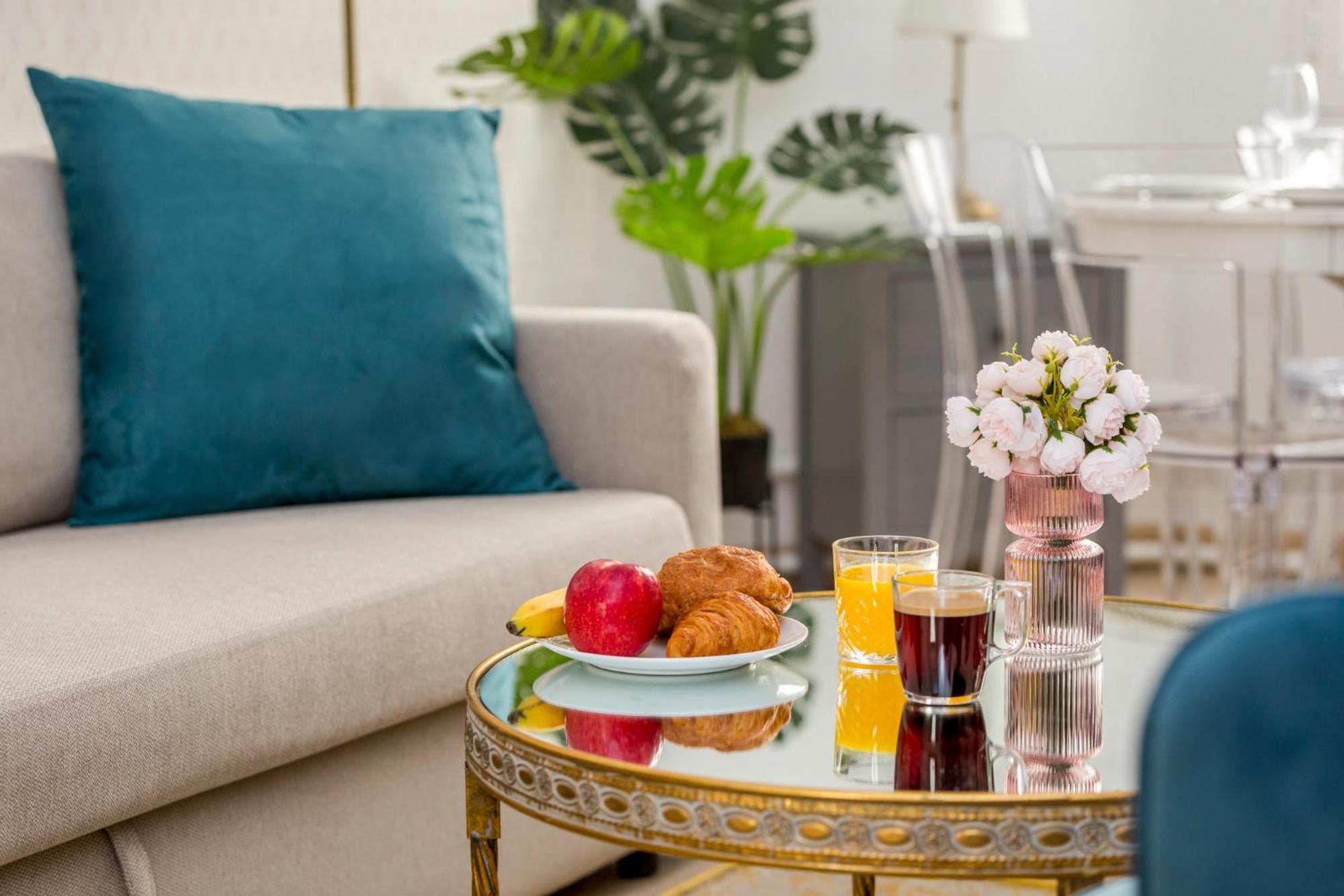 Cozy Apartment - Champs Elysees - Wagram パリ エクステリア 写真