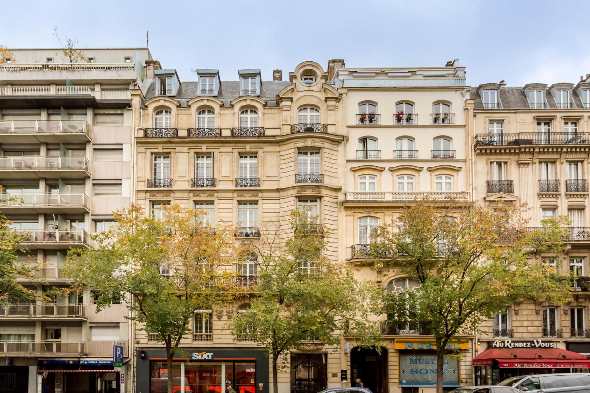 Cozy Apartment - Champs Elysees - Wagram パリ エクステリア 写真