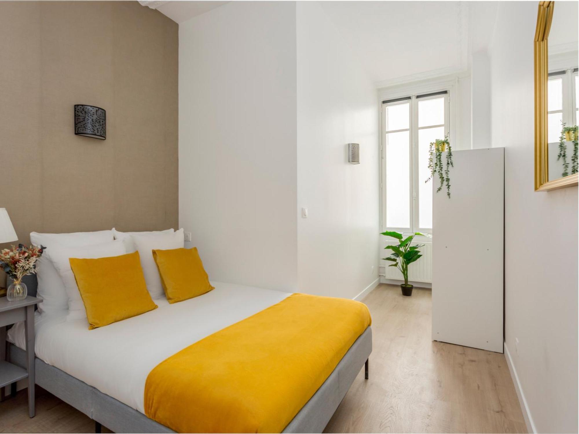 Cozy Apartment - Champs Elysees - Wagram パリ エクステリア 写真