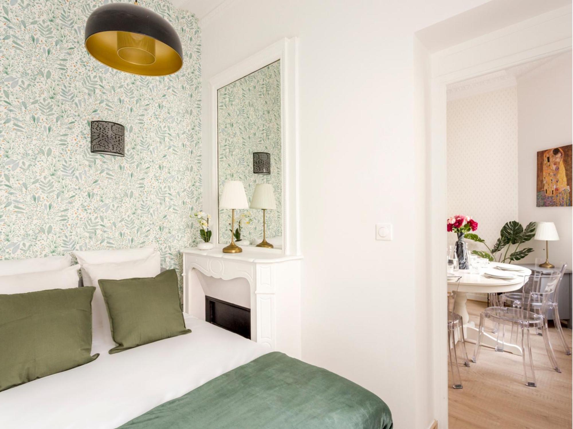 Cozy Apartment - Champs Elysees - Wagram パリ エクステリア 写真